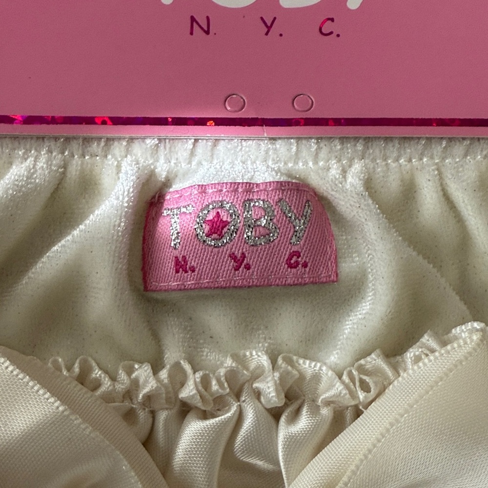 Cream Ruffle Baby Bloomers - Picture 2 of 5
